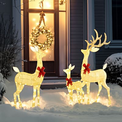 Outsunny 4.5ft 3-Piece Light Up Christmas Deer Family Set of 3, Lighted Reindeer Christmas Decorations with 2 LED Light Modes