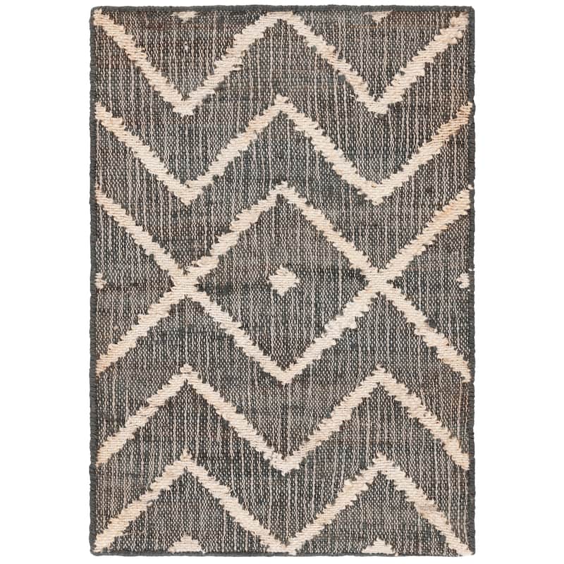 SAFAVIEH Handmade Kilim Fiorinda Flatweave Wool Rug - 2'3" x 5' - Charcoal/Natural