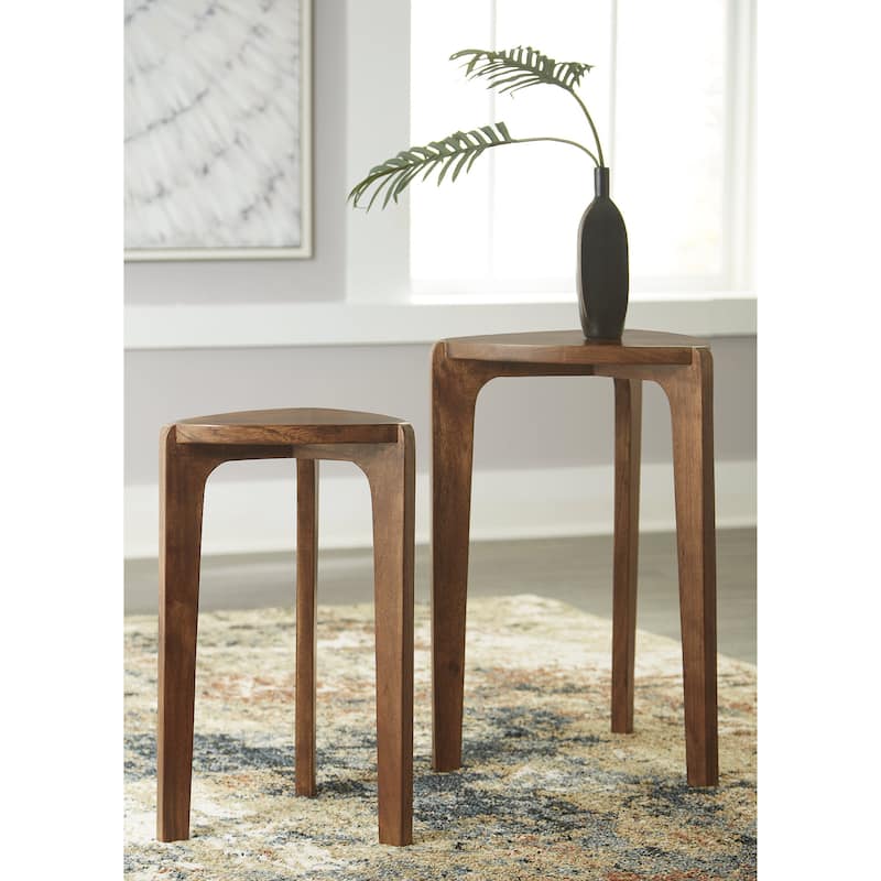 Signature Design by Ashley Brynnleigh Medium Brown Accent Table (Set of 2) - 15"W x 15"D x 24"H