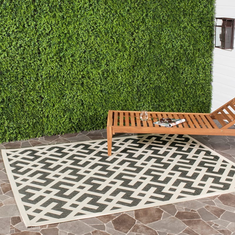 SAFAVIEH Courtyard Sytske Indoor/ Outdoor Waterproof Patio Backyard Rug - 9' x 12' - Black/Beige