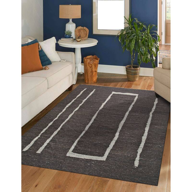 Home Décor Upgrade Your Space with a Gray Hand-Woven Wool Rug | Contemporary Natural Flat Rug for Modern Interiors | Stylish