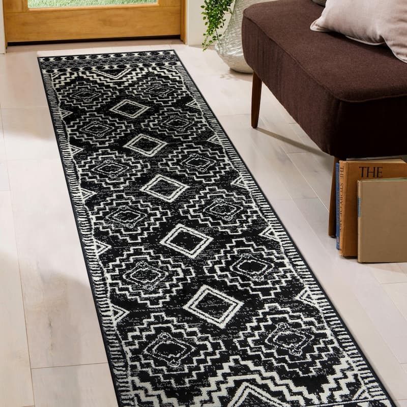 Transitional Bohemian Area Rug, Pet Friendly for Bedroom & Living Room - 2' 3" x 8' - Black