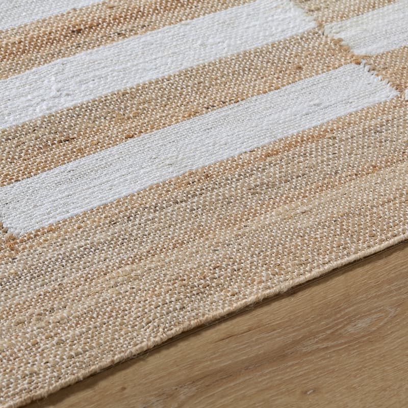 Livabliss Transitional Diane Stripe Area Rug