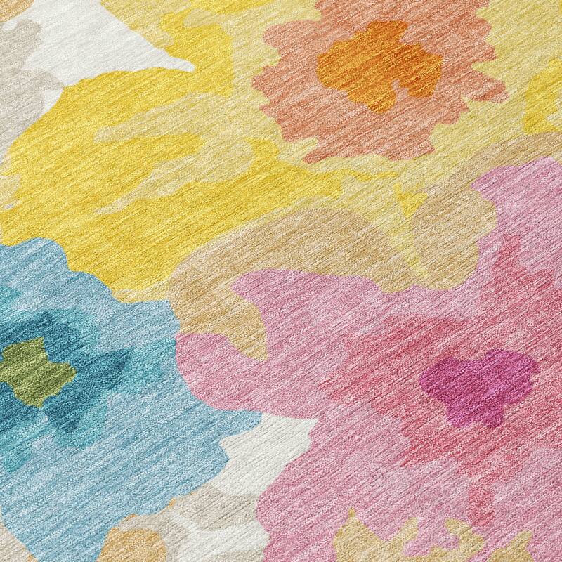 Machine Washable Indoor/ Outdoor Floral Bonnet Chantille Rug