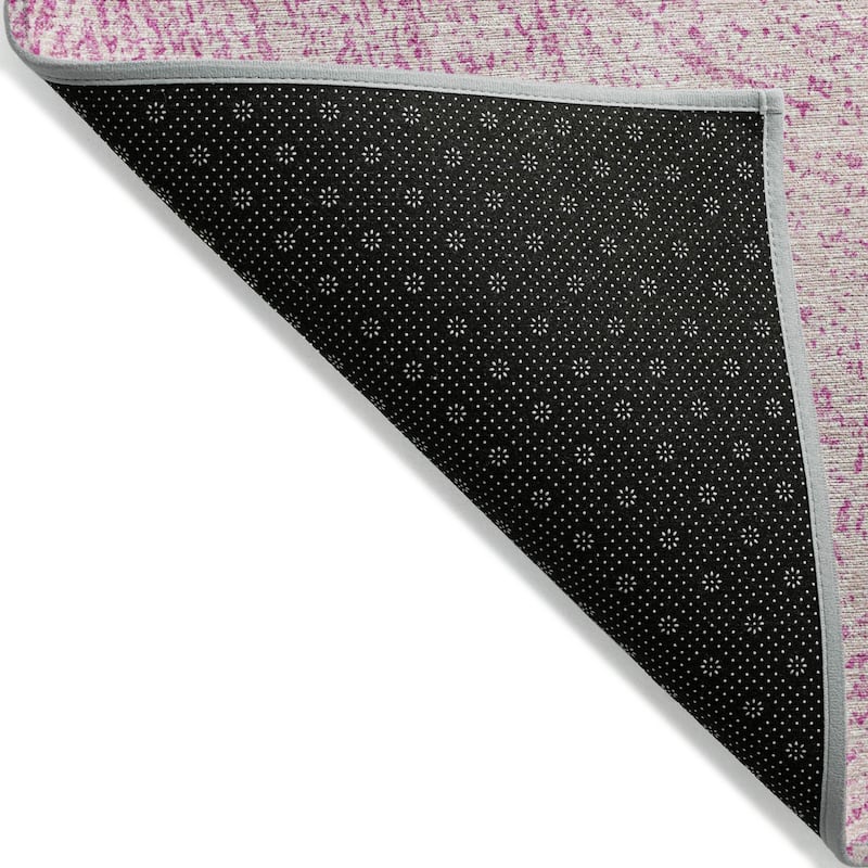 Machine Washable Indoor/ Outdoor Solid Geo Chantille Rug