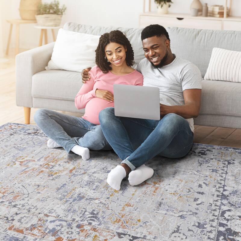 PAYAS Collection Ivory / Grey / Traditional Non-Shedding Area Rug