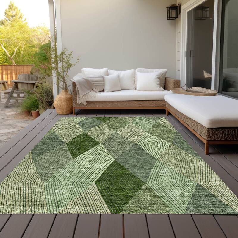 Machine Washable Indoor/ Outdoor Diamond Stripes Chantille Rug - Green - 5' x 7'6"