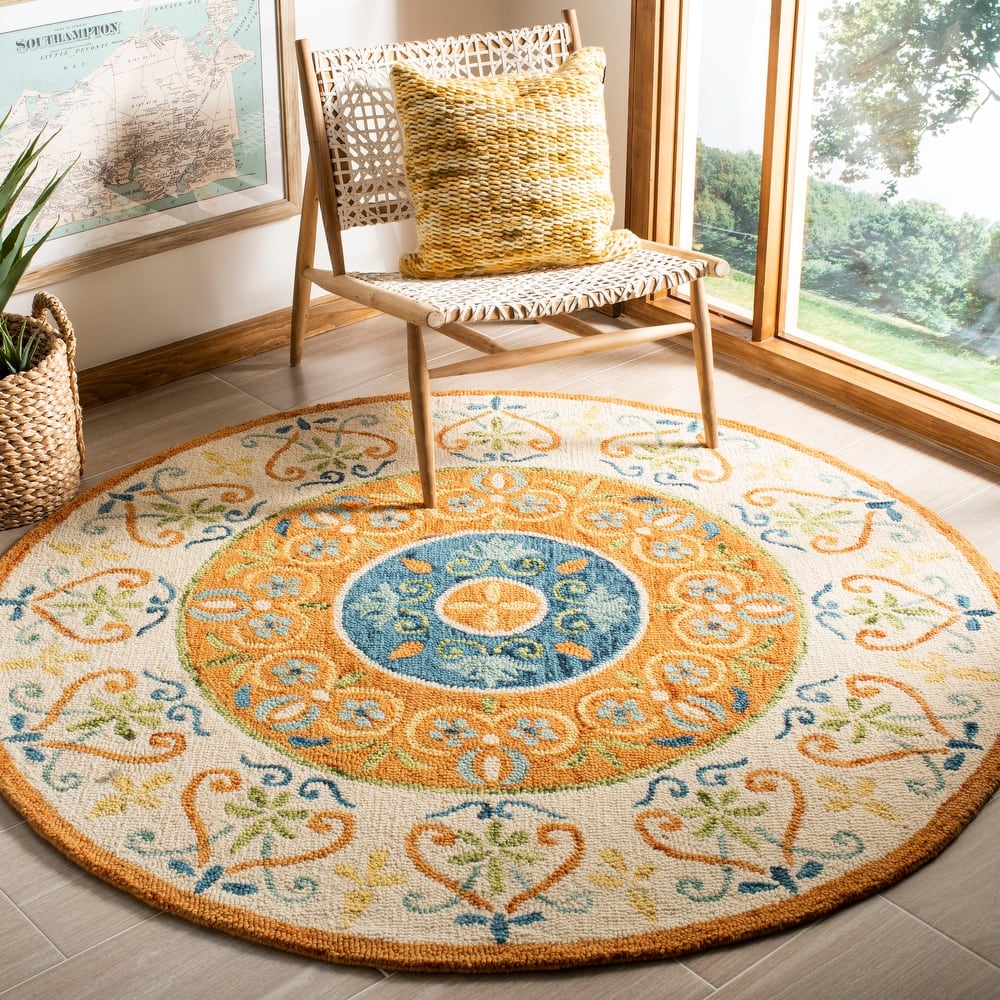 SAFAVIEH Handmade Novelty Lisbeth Ornate Wool Rug