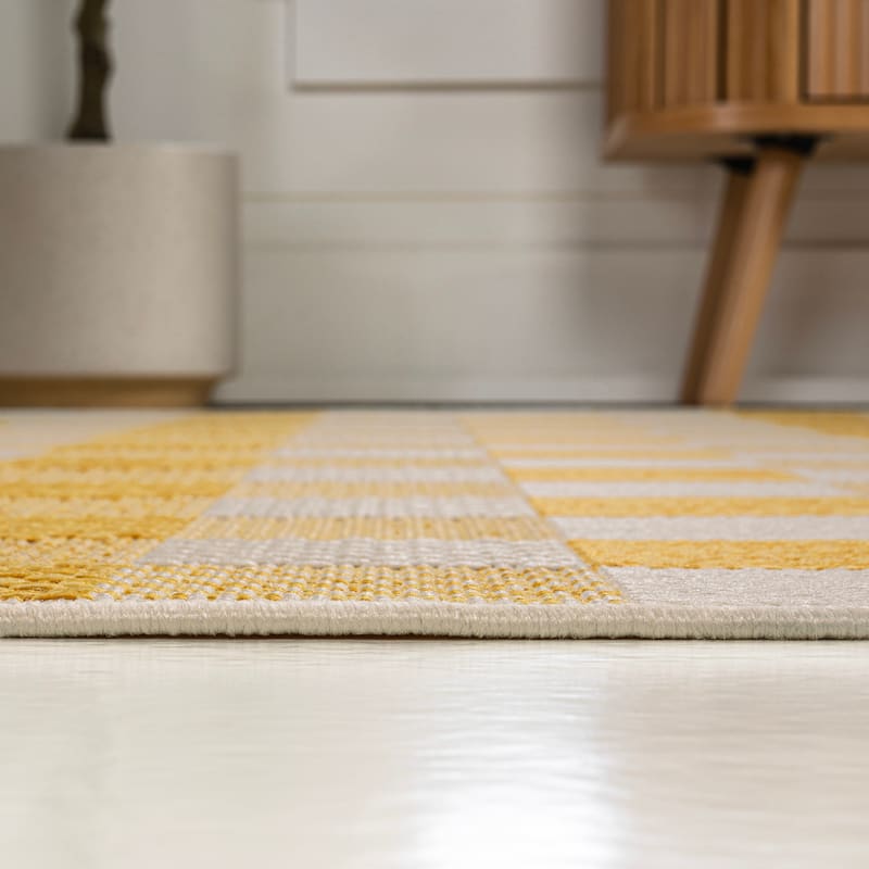 JONATHAN Y Biot Traditional Geometric Bold Gingham Black/Cream Indoor/Outdoor Area Rug