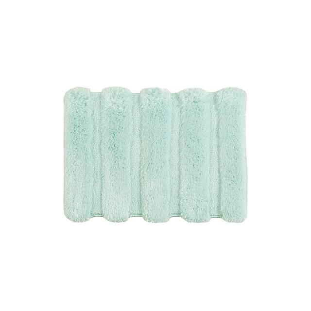 Madison Park Tufted Pearl Channel Solid Bath Rug