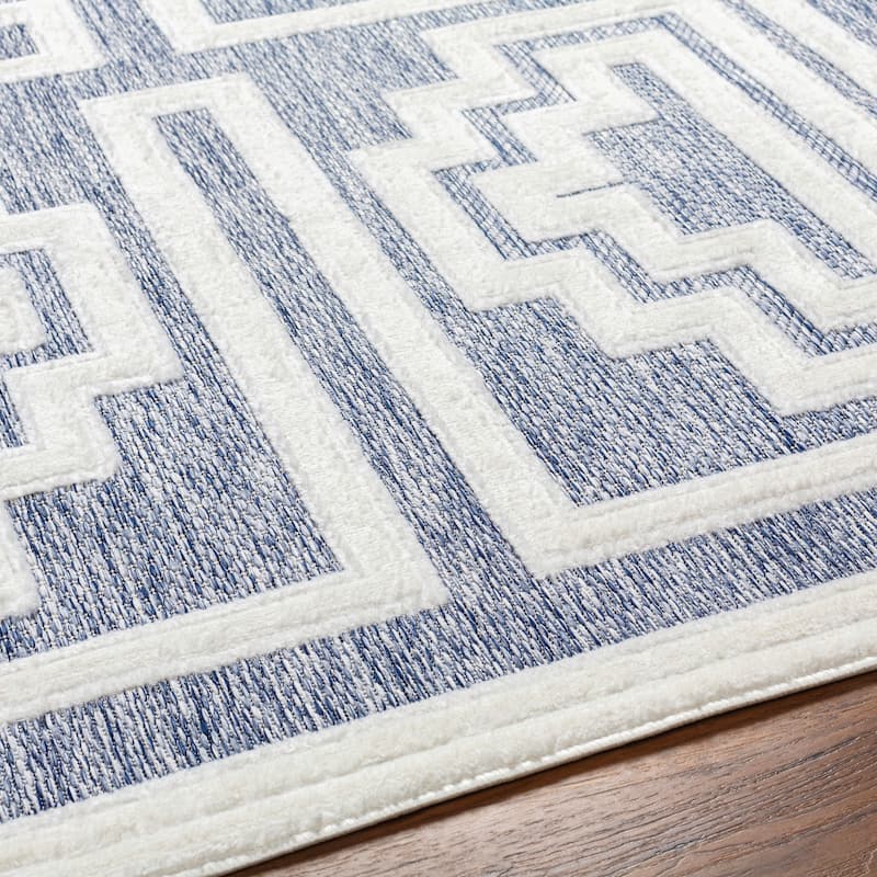 Livabliss San Diego Indoor/ Outdoor Geometric Area Rug