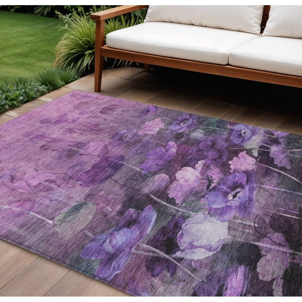 HomeRoots Floral Transitional Rectangle Outdoor Rug