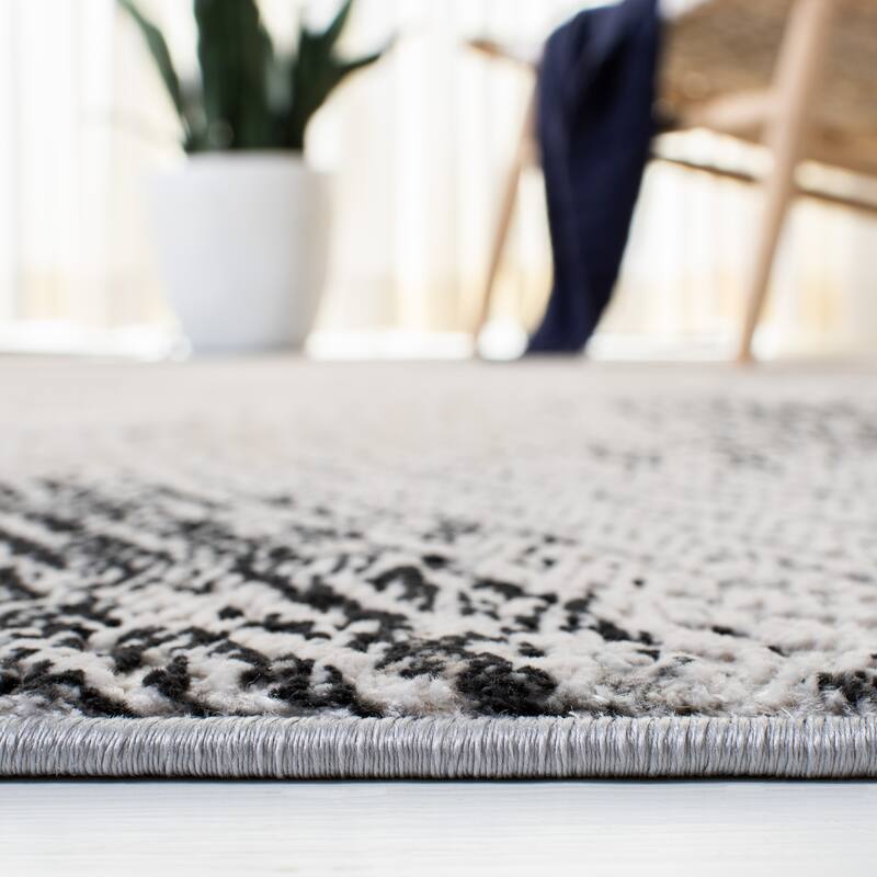 SAFAVIEH Invista Leticia Modern Abstract Rug