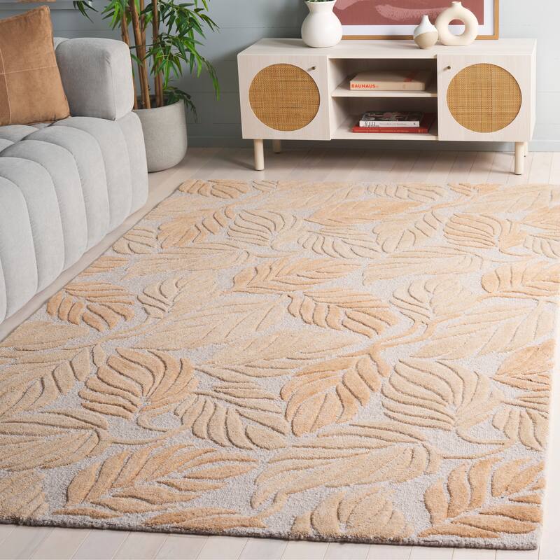 SAFAVIEH Handmade Jardin Dilbagh Wool Rug - Beige - 6' x 9'