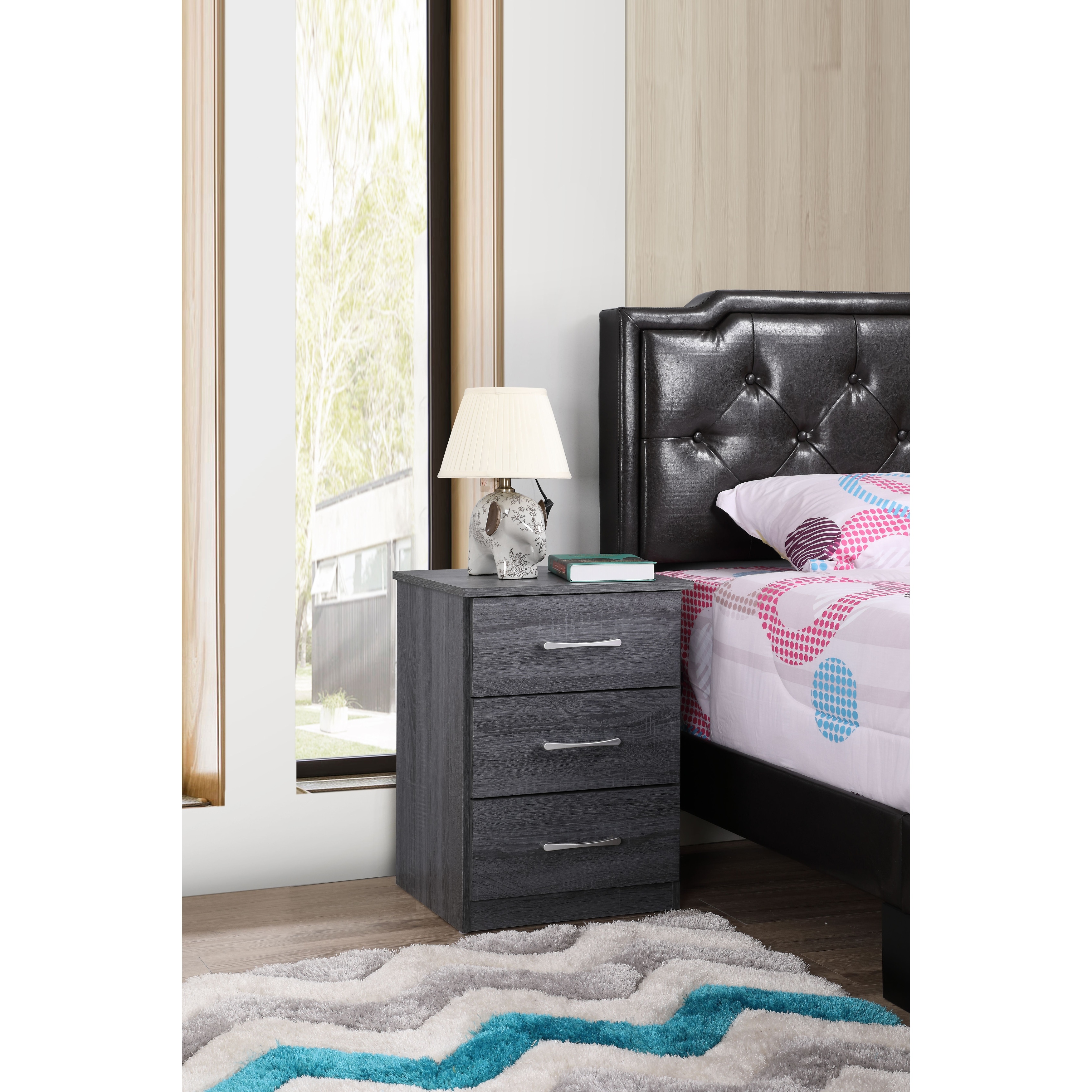 Glory Furniture Lila 3-drawer Wooden Nightstand