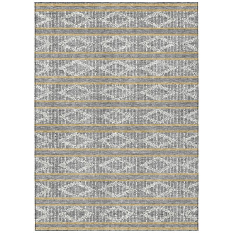 HomeRoots Geometric Transitional Rectangle Outdoor Rug