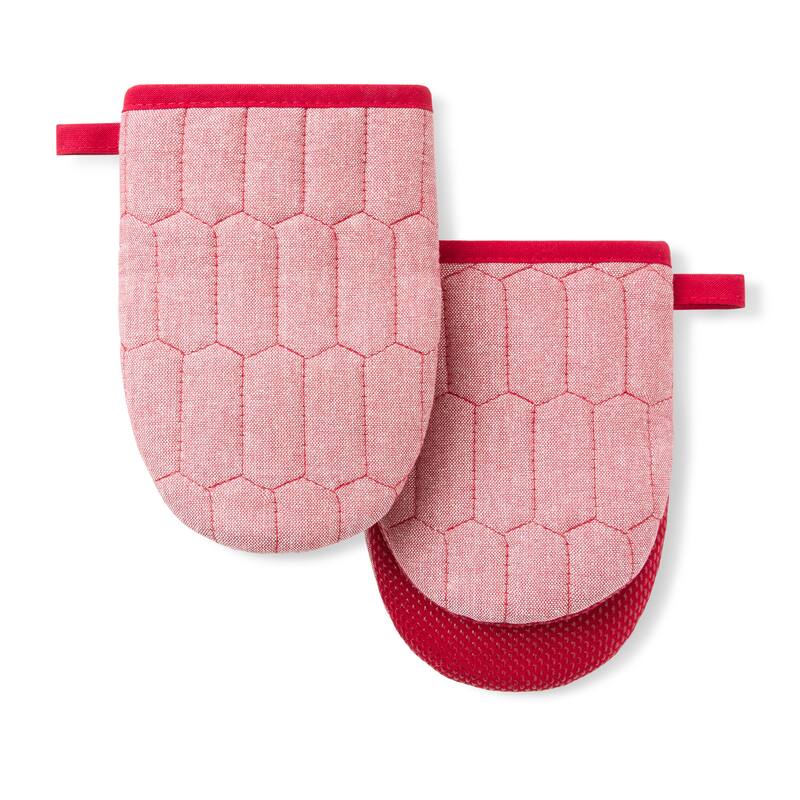MARTHA STEWART Honeycomb Quilted Chambray Mini Oven Mitt 2-Pack Set - Red