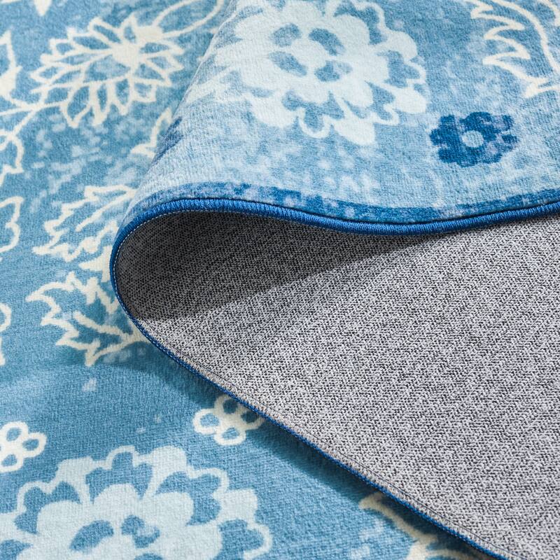 Martha Stewart Gaelle Machine Washable & Slip Resistant Rug