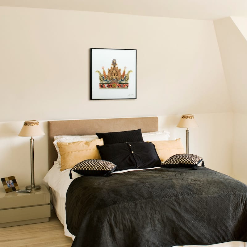 "Crown" Printed Glass Wall Art with Black Anodized Aluminum Frame