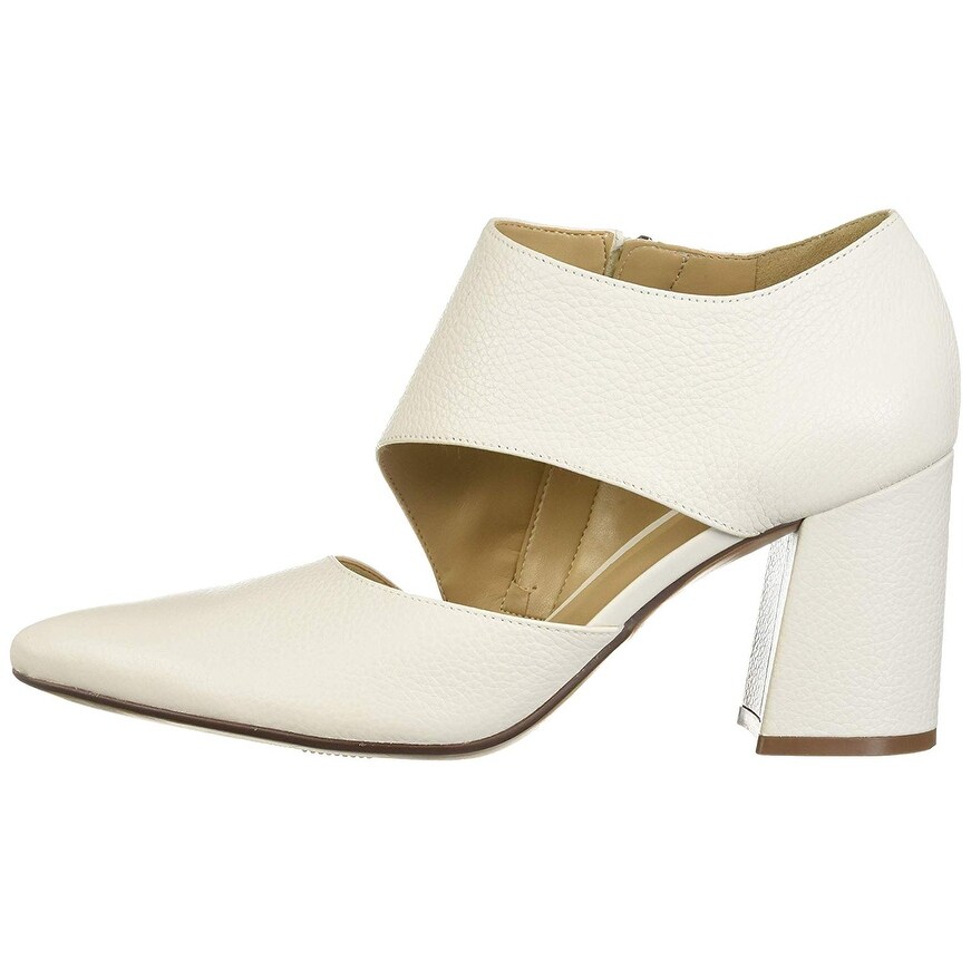 naturalizer pointed toe pump