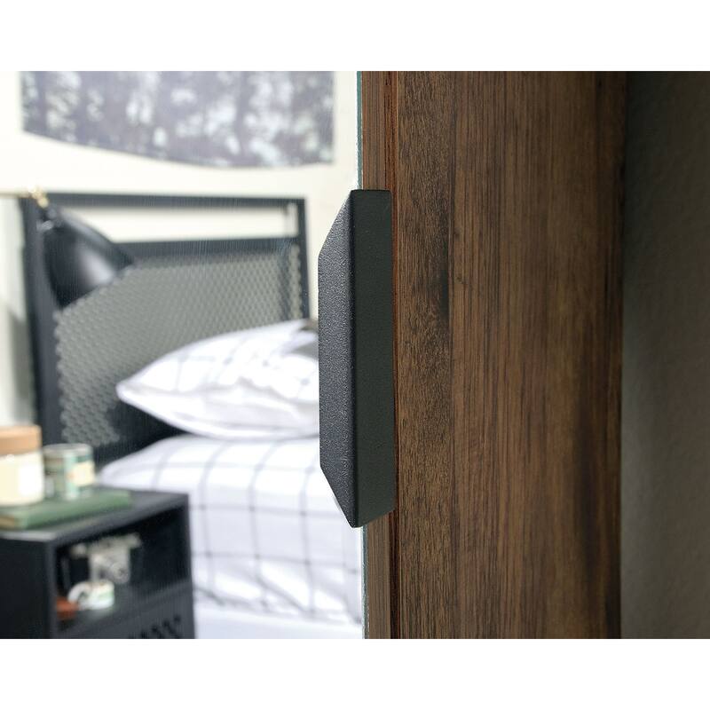 Boulevard Cafe Hanging Wardrobe 3a