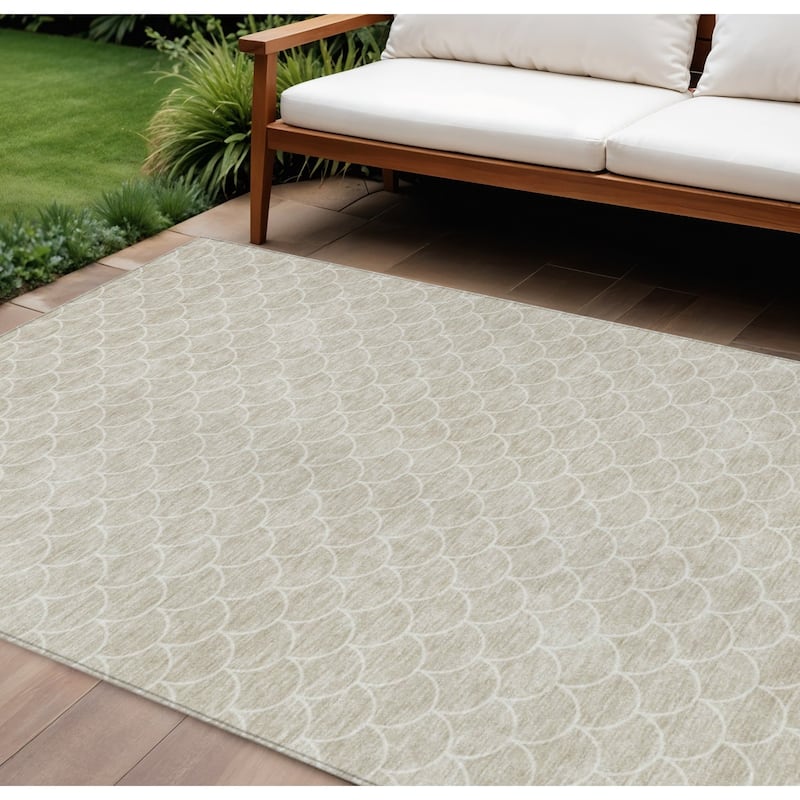 HomeRoots Geometric Transitional Rectangle Outdoor Rug - 10' X 14'