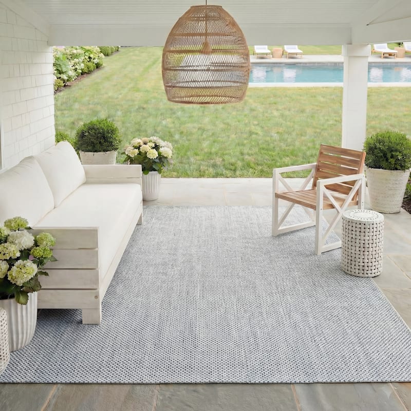 SAFAVIEH Courtyard Begajeta Indoor/Outdoor Waterproof Patio Backyard Rug.