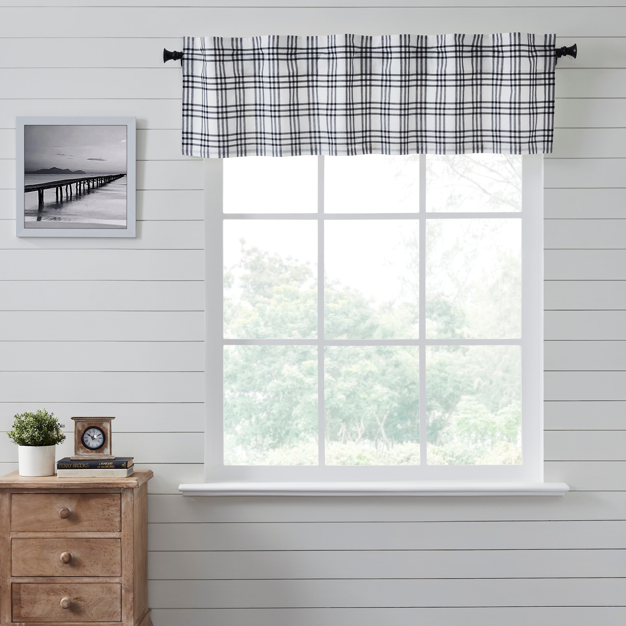 Sawyer Mill Black Plaid Valance 16x60 - M