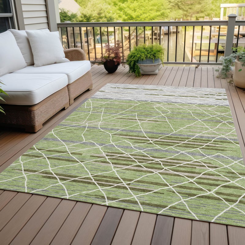 Machine Washable Indoor/ Outdoor Modern Global Chantille Rug