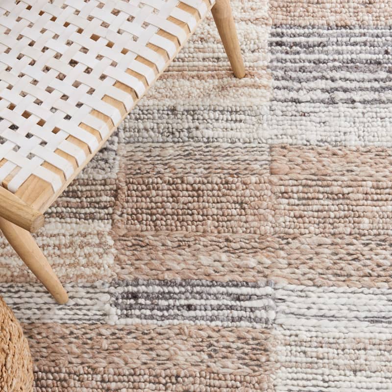 SAFAVIEH Handmade Casablanca Shag Annina Wool Rug