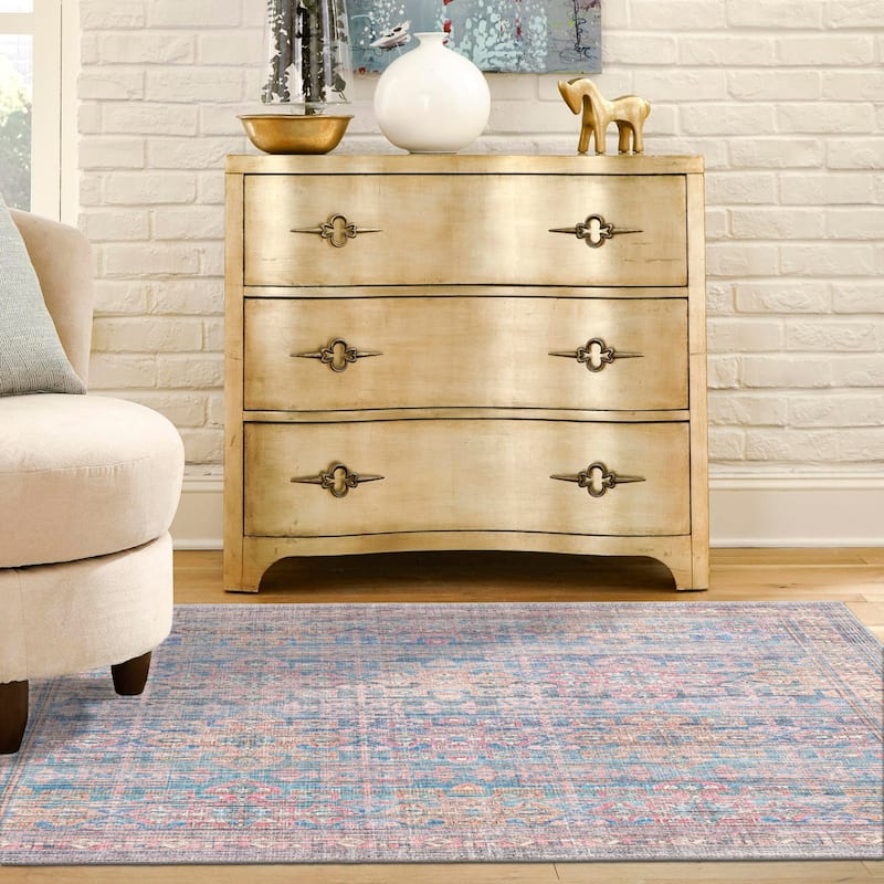 Transitional Pria Collection Area Rug