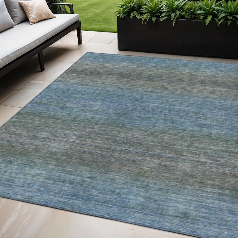 HomeRoots Geometric Transitional Rectangle Outdoor Rug - 5' X 8'