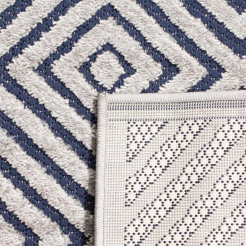 SAFAVIEH Cottage Cleda Indoor/ Outdoor Patio Backyard Rug