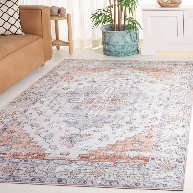SAFAVIEH Arizona Grytsje Vintage Machine Washable Rug. - 4' x 6' - Sage/Light Rust
