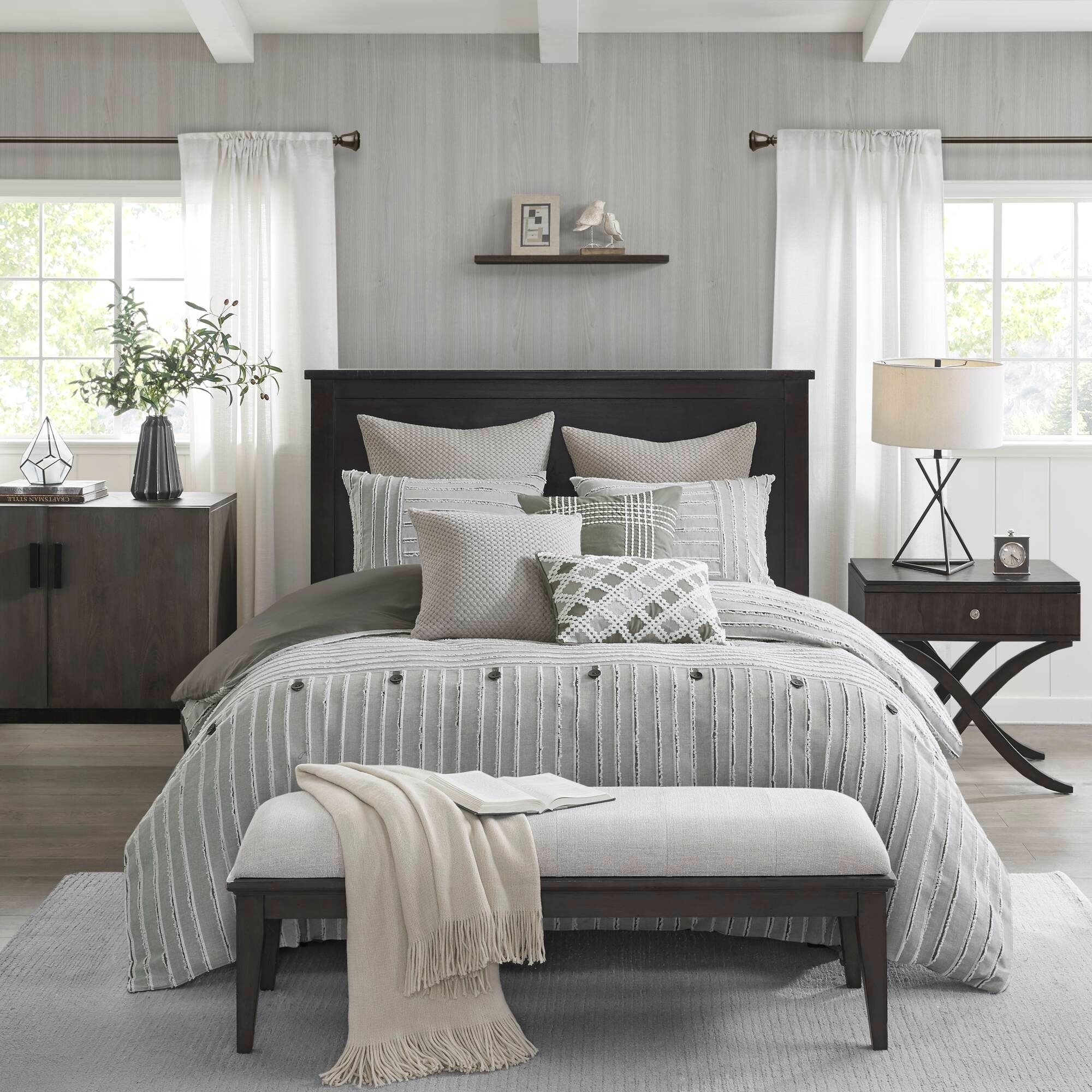 Madison Park Signature Essence Oversized 100% Cotton Clipped Jacquard Comforter Set with Euro Shams and Throw Pillows