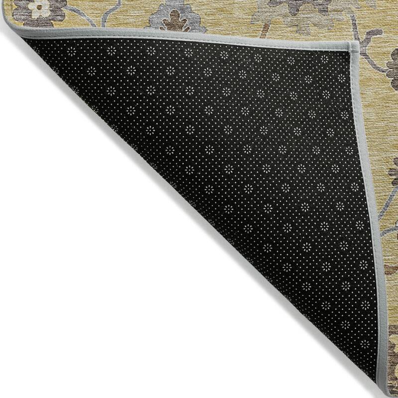 HomeRoots Floral Traditional Rectangle Outdoor Rug