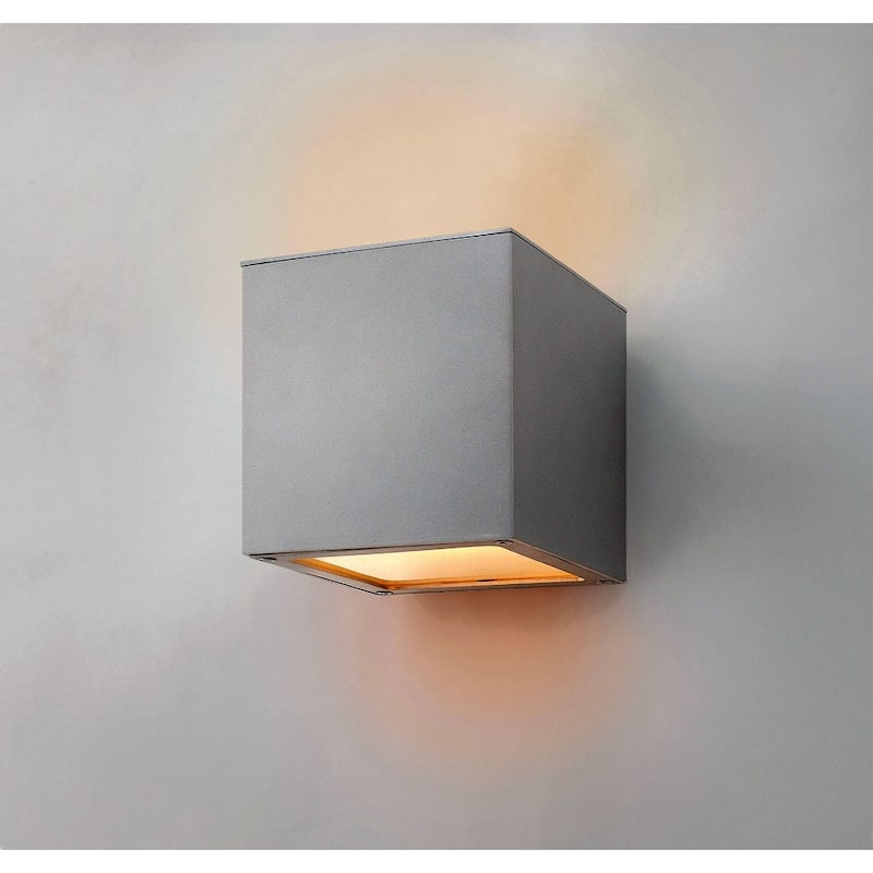 Hinkley Lighting Kube 15 Watt 6" Tall Integrated LED Outdoor Wall
