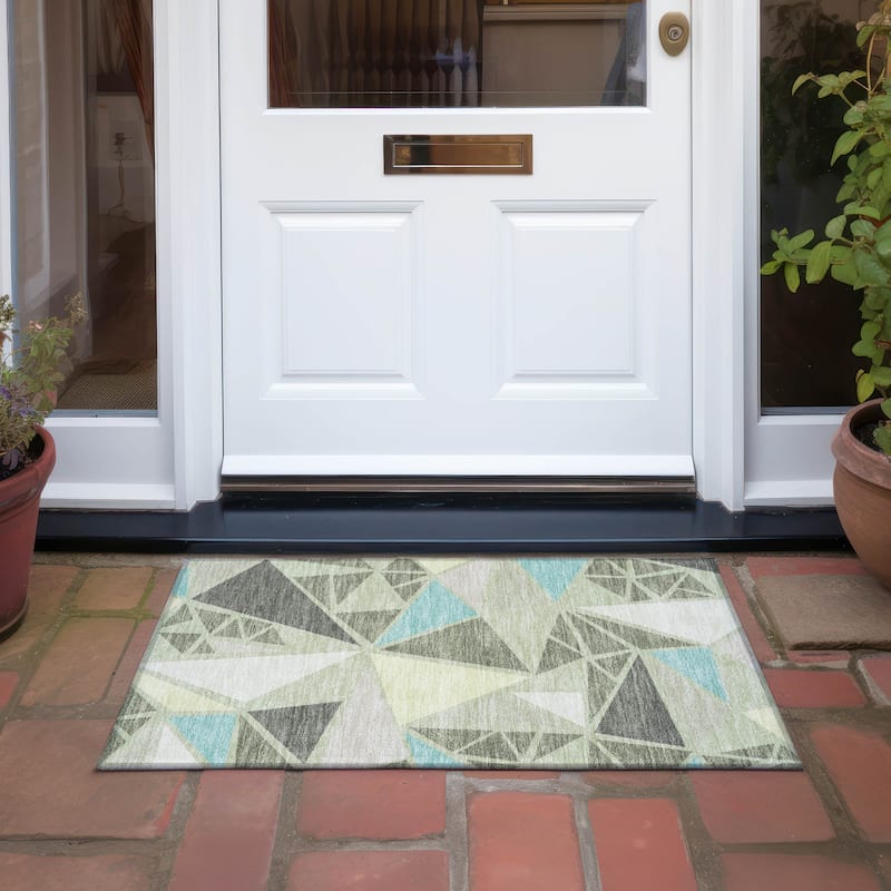 Machine Washable Indoor/ Outdoor Abstract Mosaic Chantille Rug