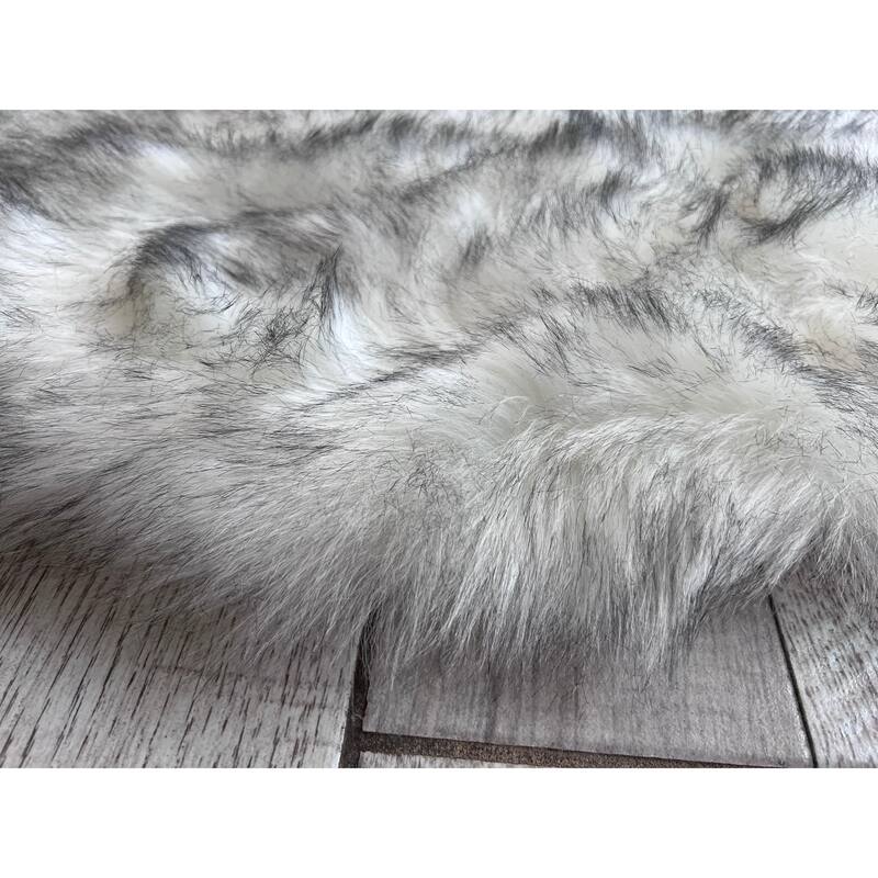 Silver Orchid Luxurious Faux Bison Skin Shag Rug