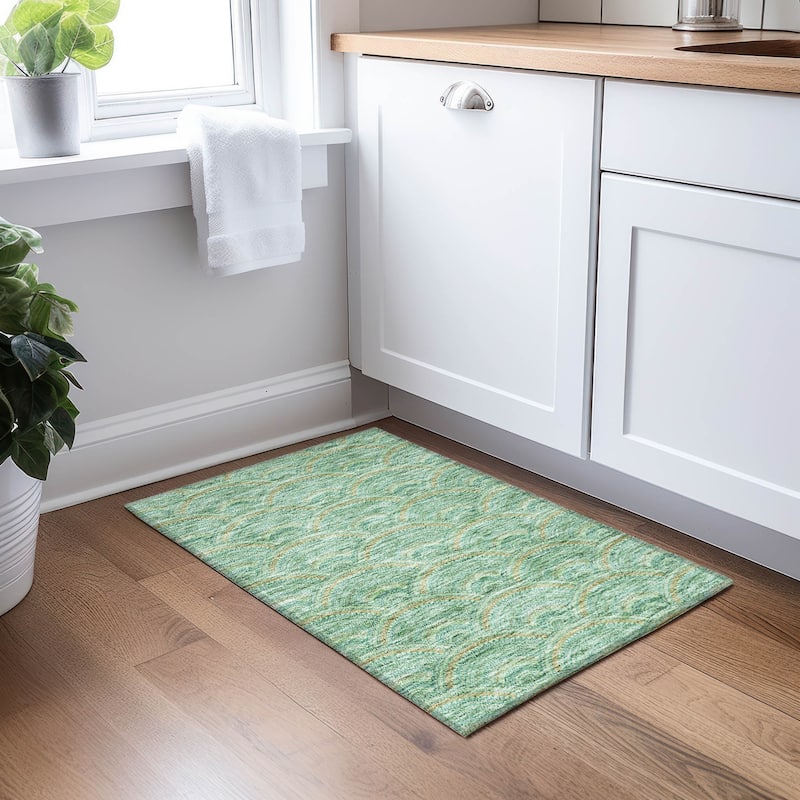 Machine Washable Indoor/ Outdoor Modern Mosaic Chantille Rug