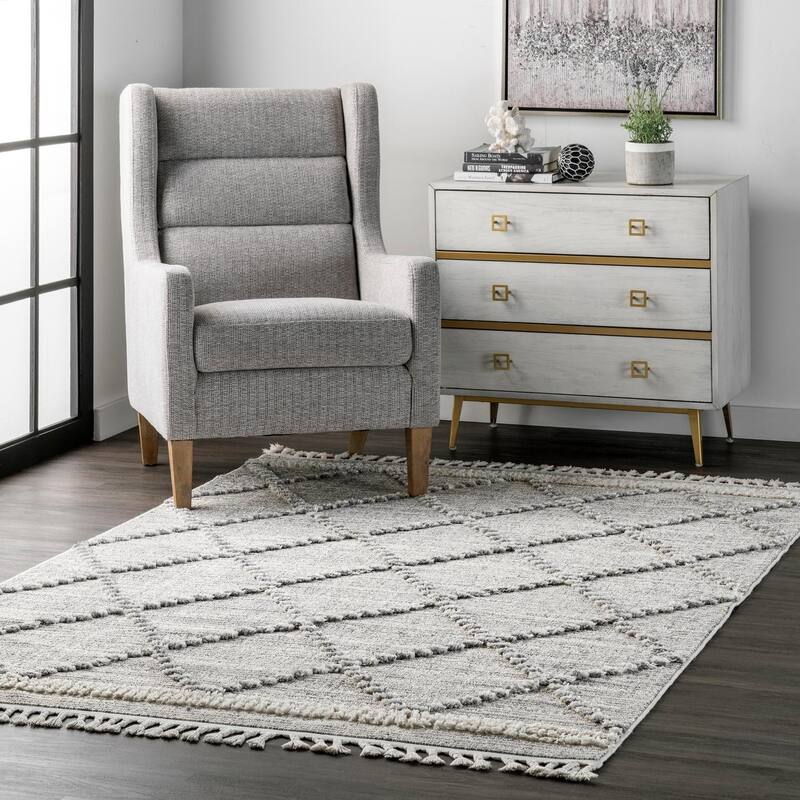 Nuloom Skylar Textured Trellis Tassel Area Rug