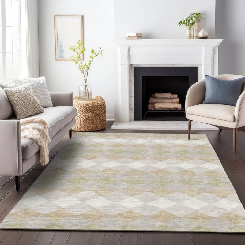 Machine Washable Indoor/ Outdoor Modern Mosaic Chantille Rug