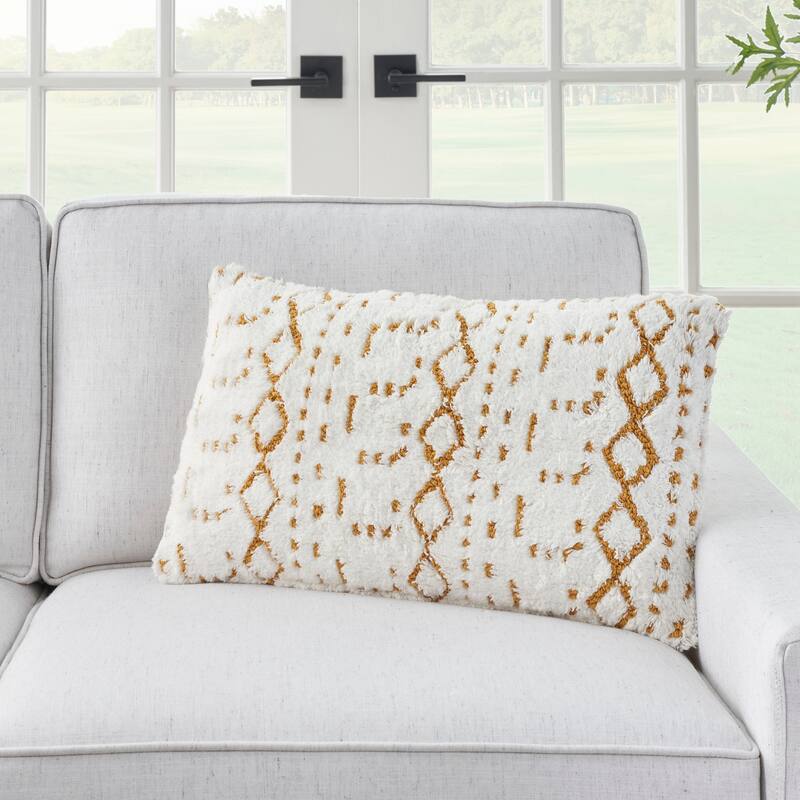 Mina Victory Life Styles Textured Geometric Boho Throw Pillow , ( 12"X20" )