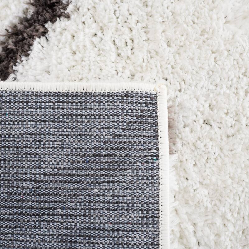 SAFAVIEH Berber Shag Placidia Trellis 1.25-inch Thick Rug