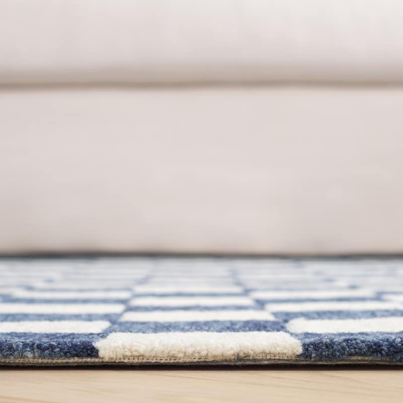 SAFAVIEH Handmade Martha Stewart Collection Berthild Checkered Wool Rug
