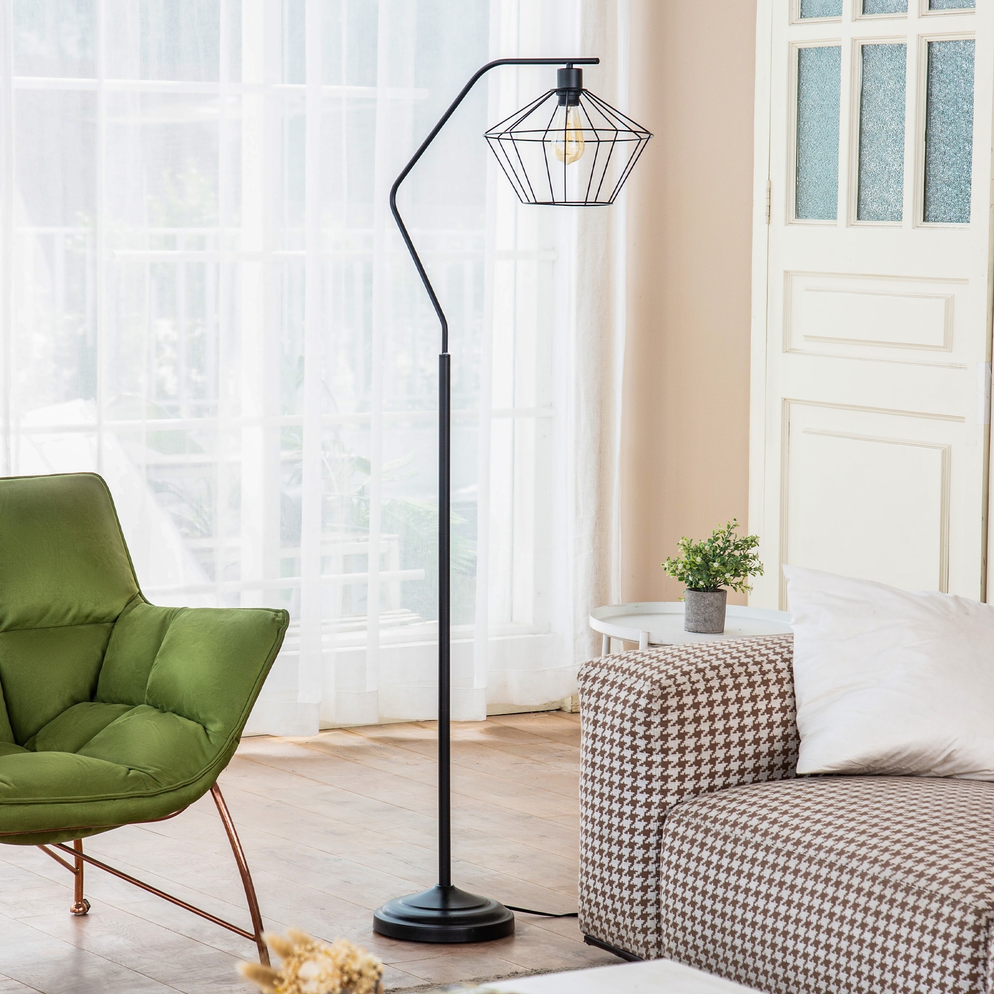 Makeika floor shop lamp