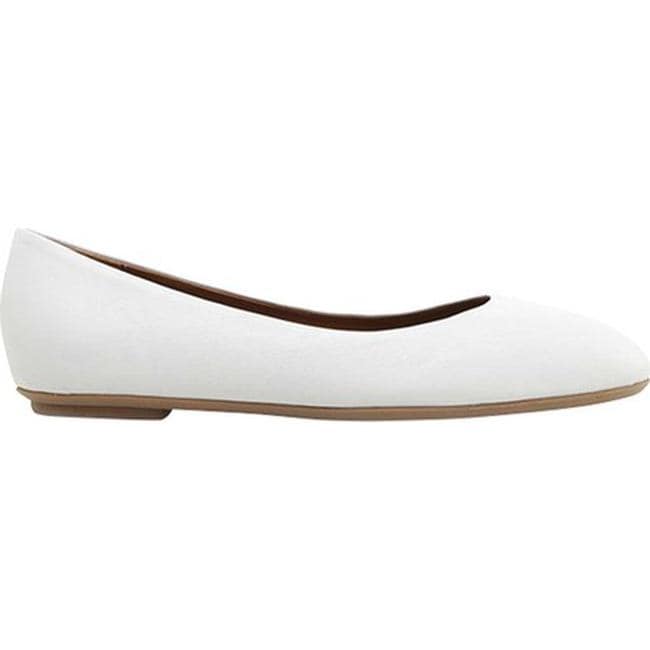 white soft leather flat shoes