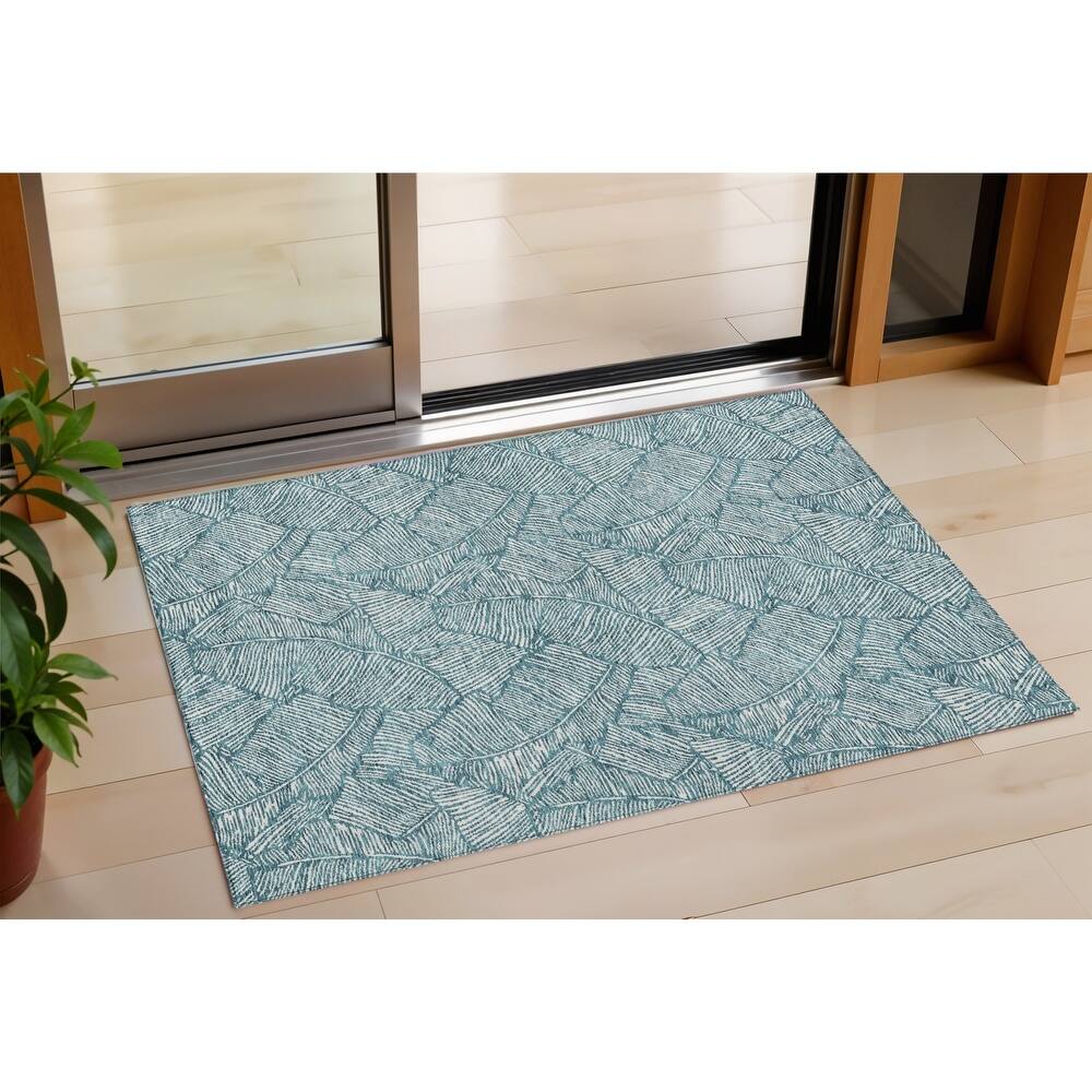 HomeRoots Floral Transitional Rectangle Outdoor Rug