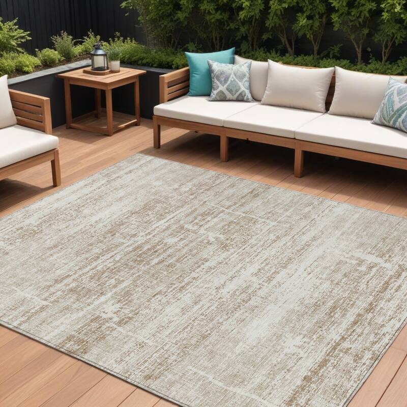 HomeRoots Abstract Transitional Rectangle Outdoor Rug - 10' X 14'