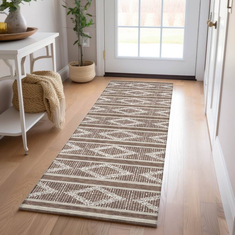Machine Washable Indoor/ Outdoor Diamond Stripe Chantille Rug - Brown - 2'3" x 7'6"